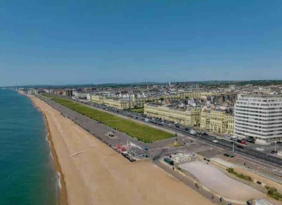 Regency Grade II Listed Townhouse By Centre And Beach Brighton ภายนอก รูปภาพ