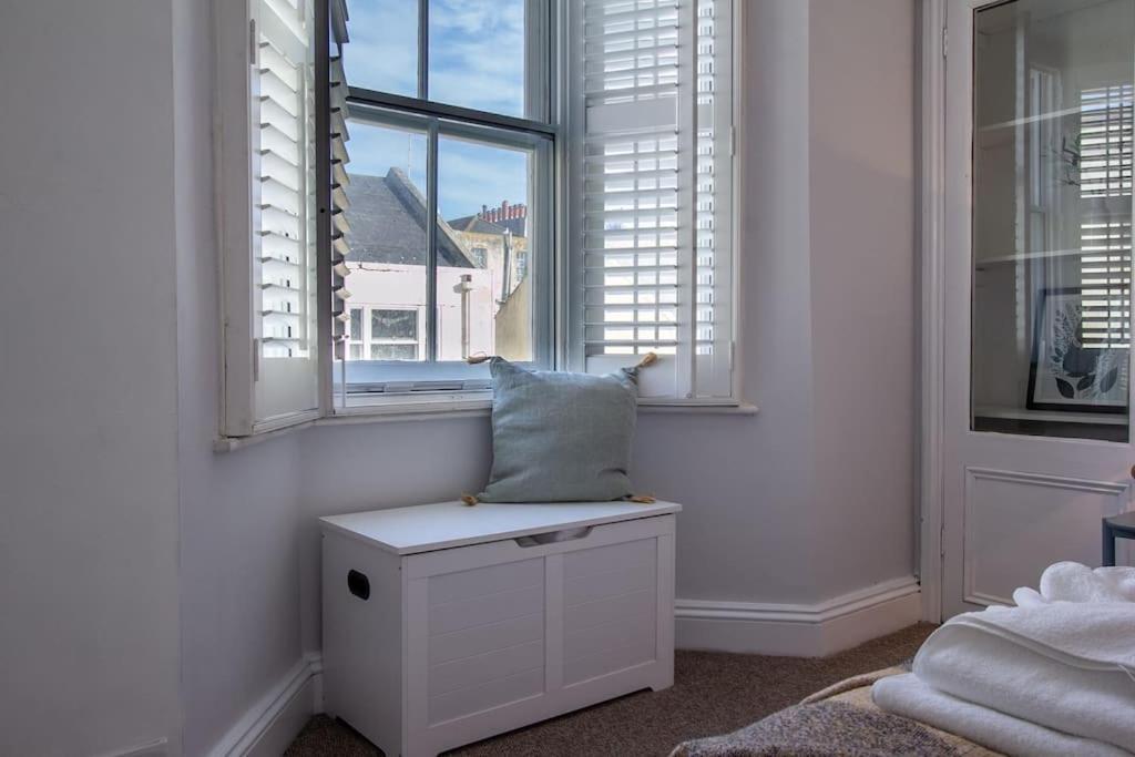 Regency Grade II Listed Townhouse By Centre And Beach Brighton ภายนอก รูปภาพ
