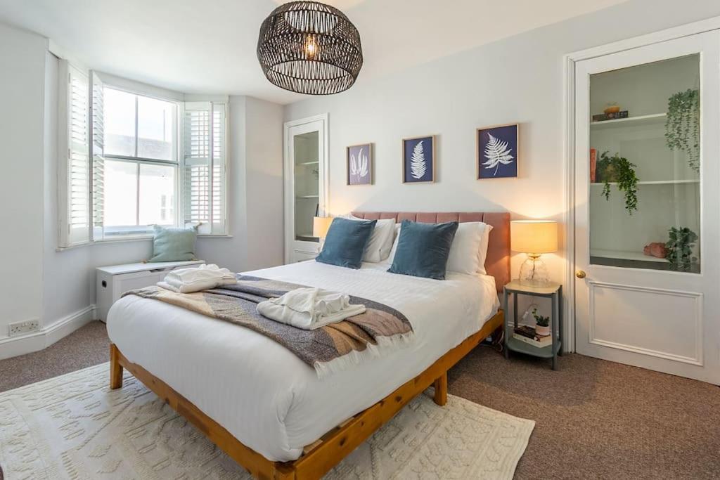 Regency Grade II Listed Townhouse By Centre And Beach Brighton ภายนอก รูปภาพ