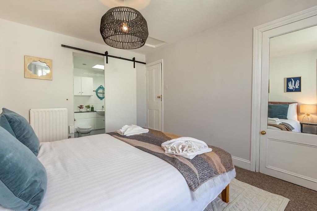Regency Grade II Listed Townhouse By Centre And Beach Brighton ภายนอก รูปภาพ